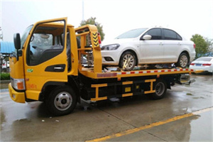 兴县附近拖车救援24小时服务热线